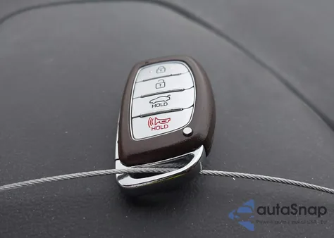 2017 Hyundai Elantra Value Edition из США, поврежденный, VIN 5NPD84LFXHH186274